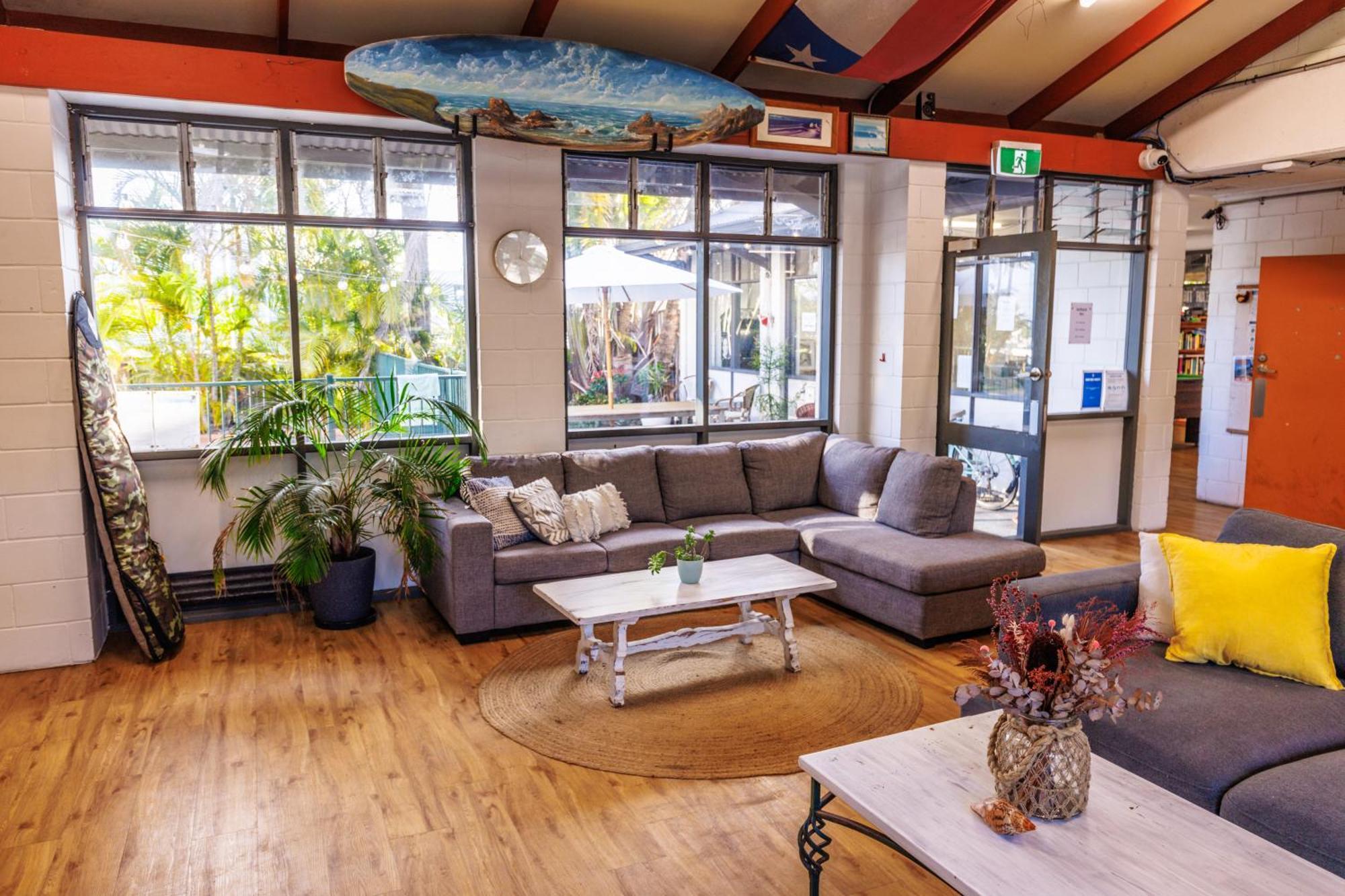 Yha Coolangatta Gold Coast Hostel Εξωτερικό φωτογραφία
