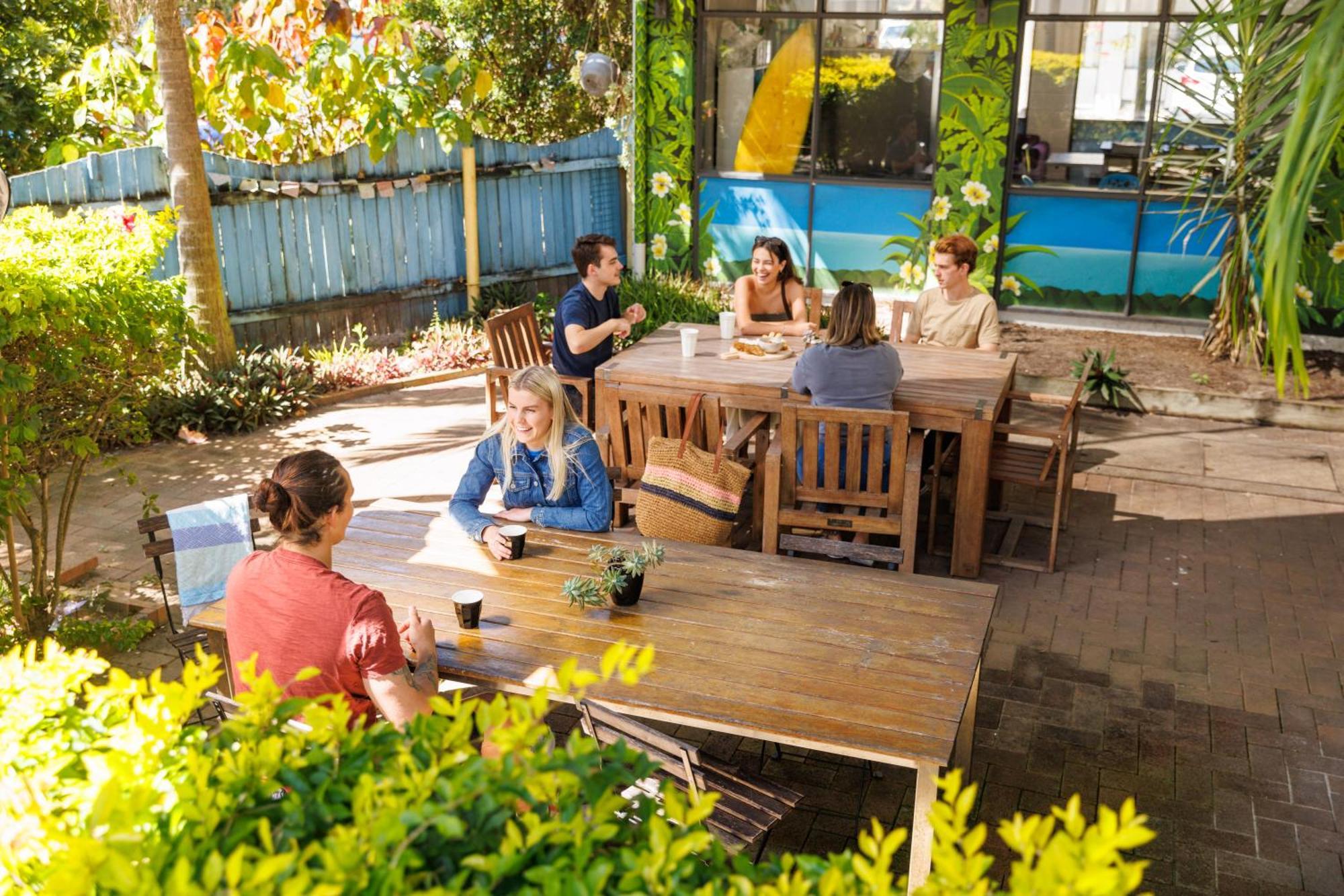 Yha Coolangatta Gold Coast Hostel Εξωτερικό φωτογραφία