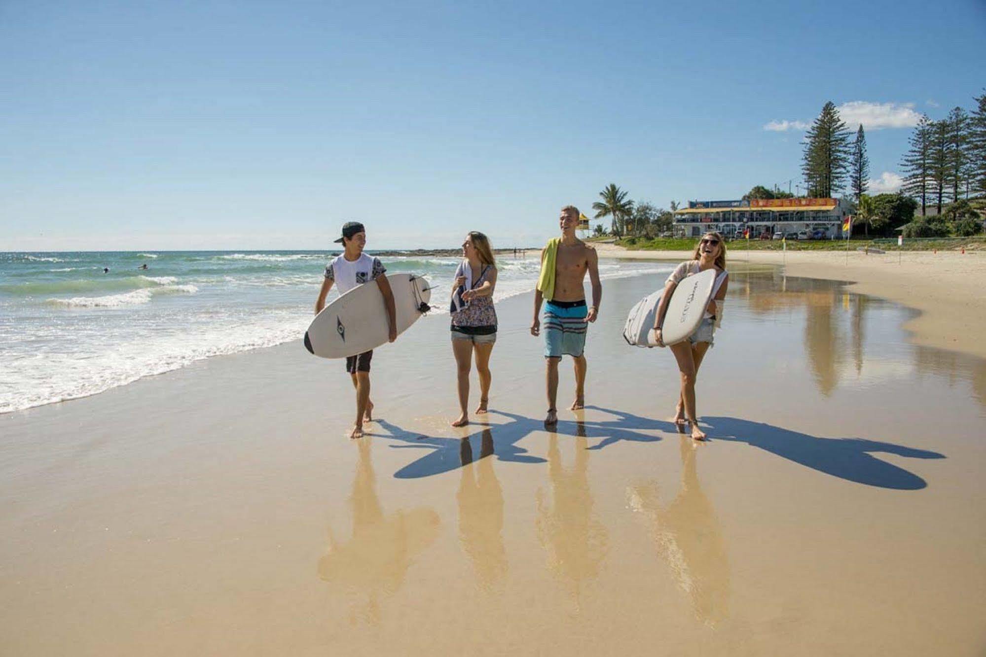 Yha Coolangatta Gold Coast Hostel Εξωτερικό φωτογραφία